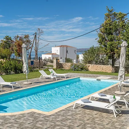 Eglina Celeste Villa