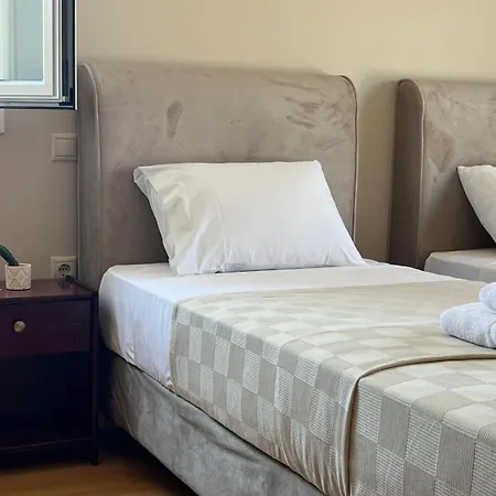 Eglina Celeste Miniá